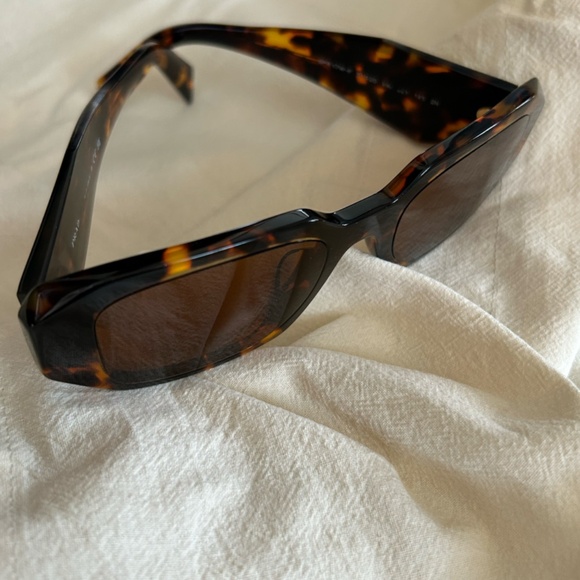 Prada Sunglasses SPR17w-f Honey Tortoise Shell, Asian Fit - Picture 3 of 12